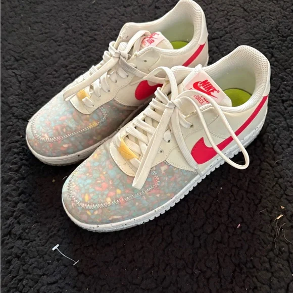 Nike Women's multicolor Air Force 1 sneakers - Picture 6 of 7